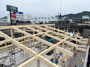 関市 JINS様建て方